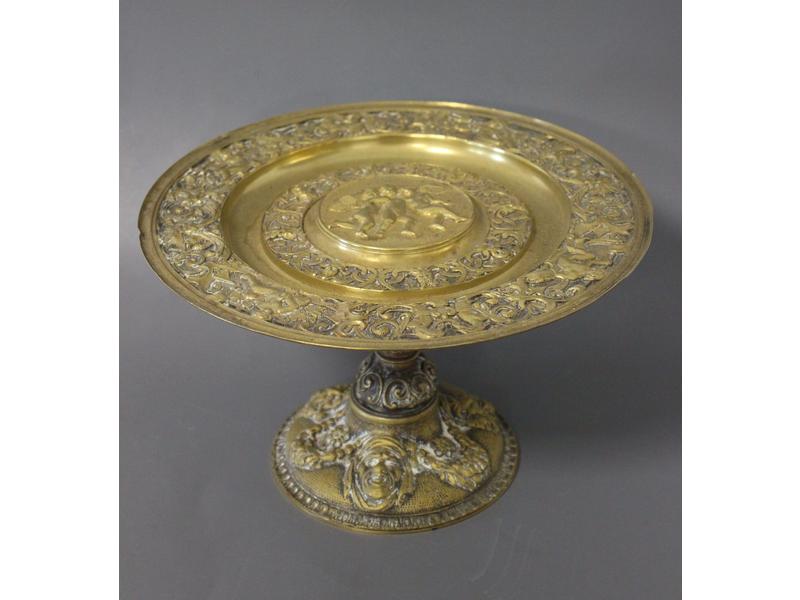 COUPE ronde sur piédouche en bronze doré...
