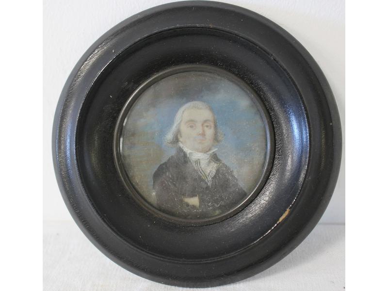 MINIATURE ronde sur ivoire représentant un...