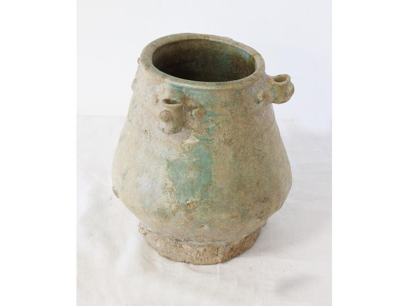 VASE en terre cuite, trace d'émail, de forme...