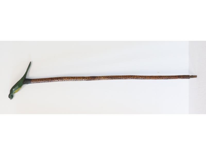 CANNE en bois sculpté à prise en forme de...