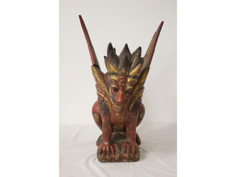 GARUDA AILÉ en bois sculpté polychrome et...