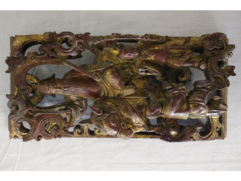 PANNEAU D'ORNEMENT en bois ajouré et sculpté...