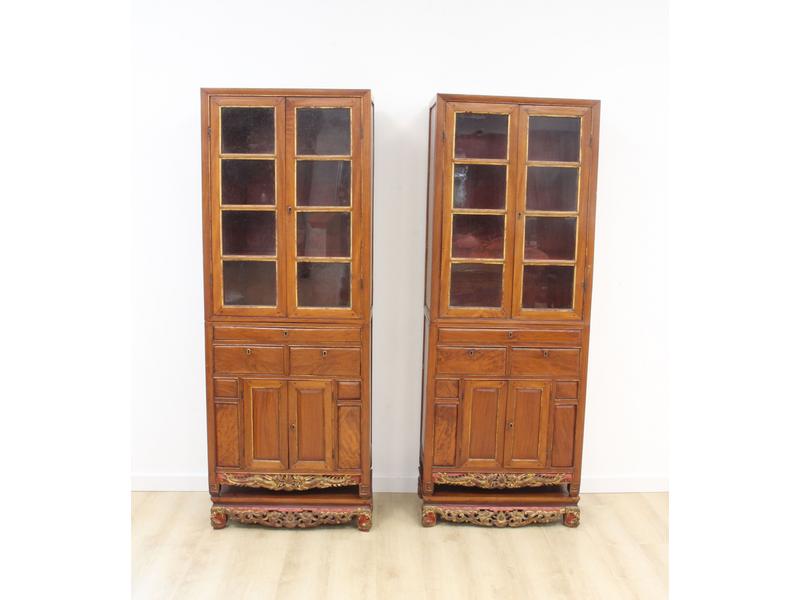 PAIRE DE PETITES ARMOIRES VITRINES deux corps...