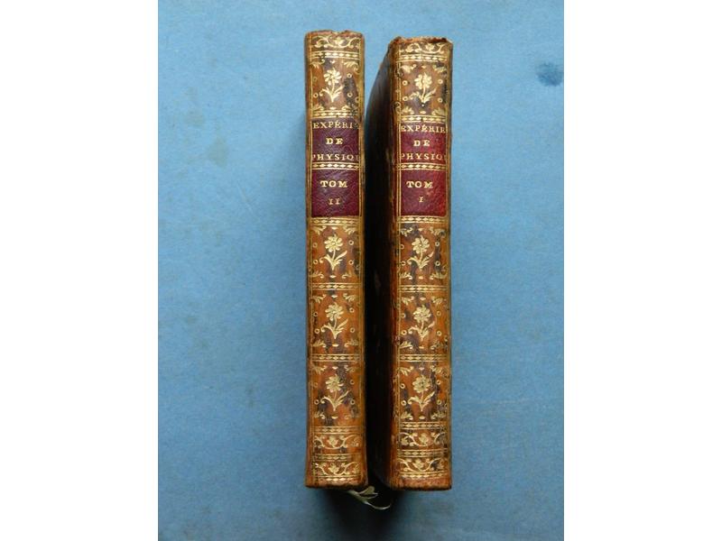 PRIESTLEY: Expériences et observations sur...