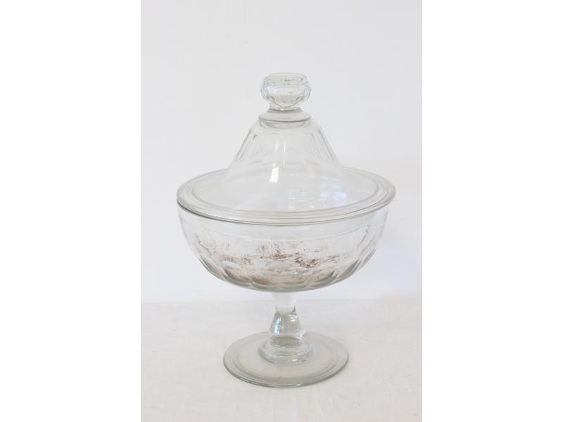 GRAND DRAGEOIR en verre soufflé taillé à...