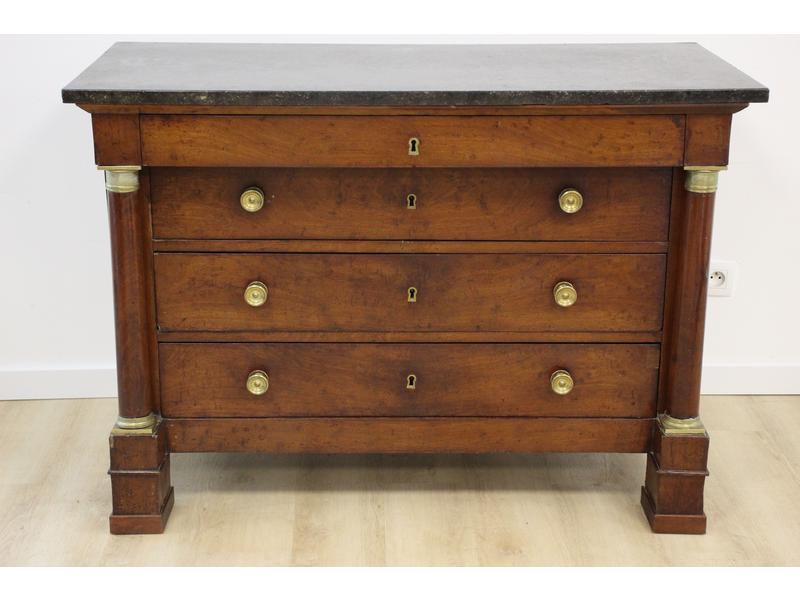 COMMODE rectangulaire en acajou et placage...