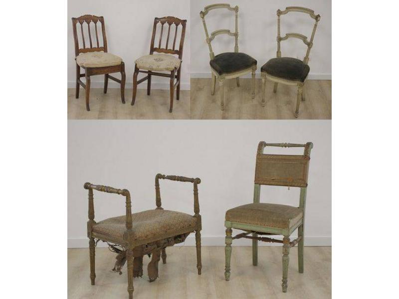 PAIRE DE CHAISES en acajou, dossier à barreaux...