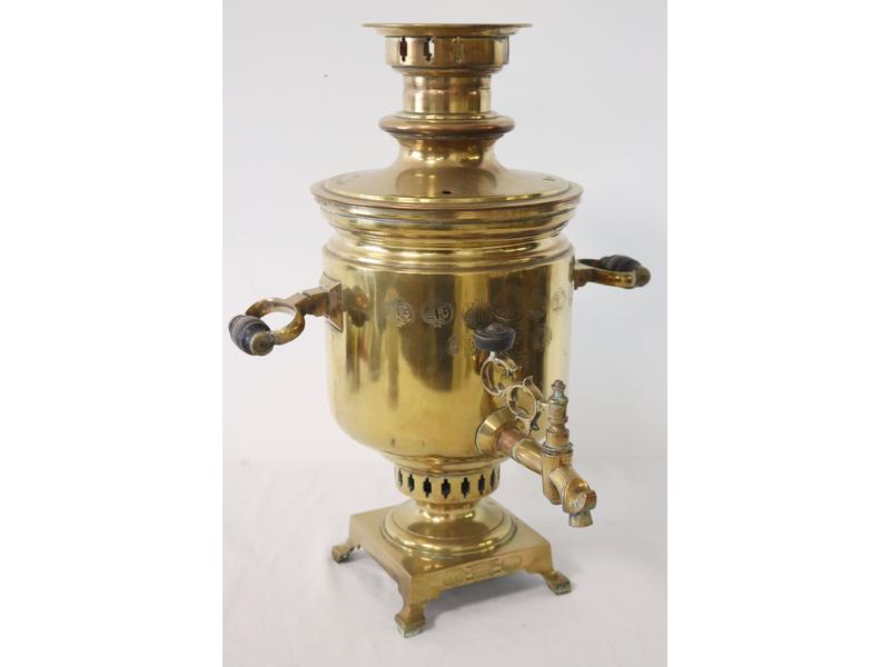 SAMOVAR ou FONTAINE A THE en bronze et laiton...