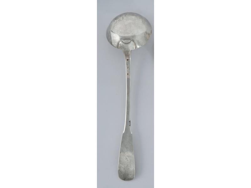 LOUCHE en argent uni chiffrée NR