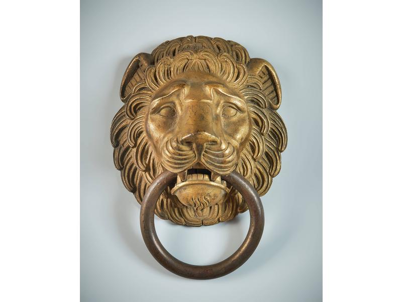 HEURTOIR DE PORTE en bronze doré représentant...