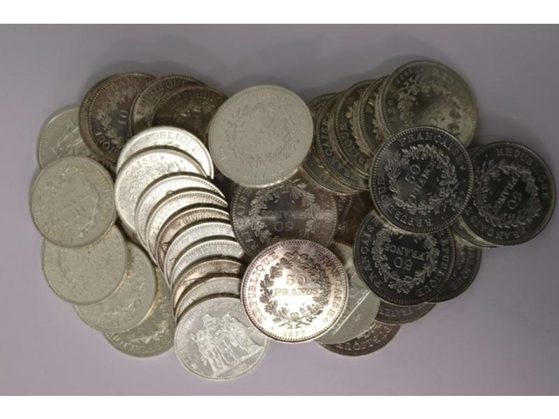 IMPORTANT LOT DE 192 PIECES de 50 Fr Hercule...