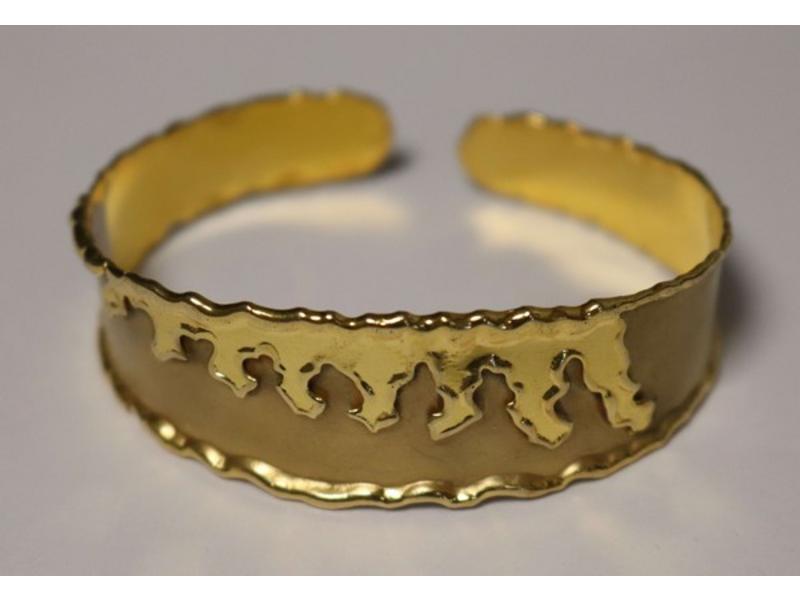 PETIT BRACELET type manchette en or jaune...