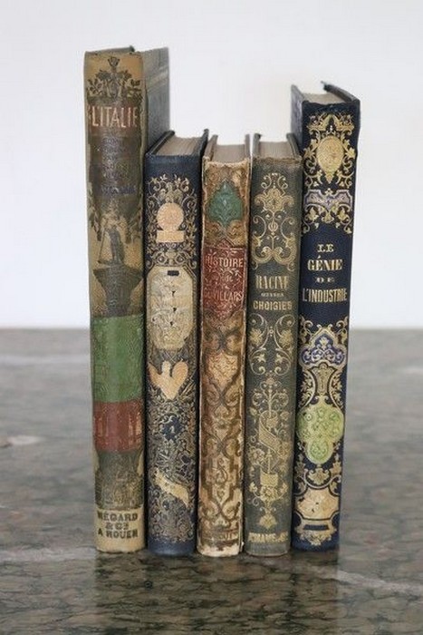 CARTONNAGES ROMANTIQUES: