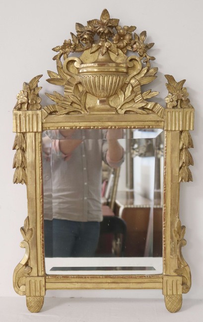 MIROIR rectangulaire biseauté dans un cadre...
