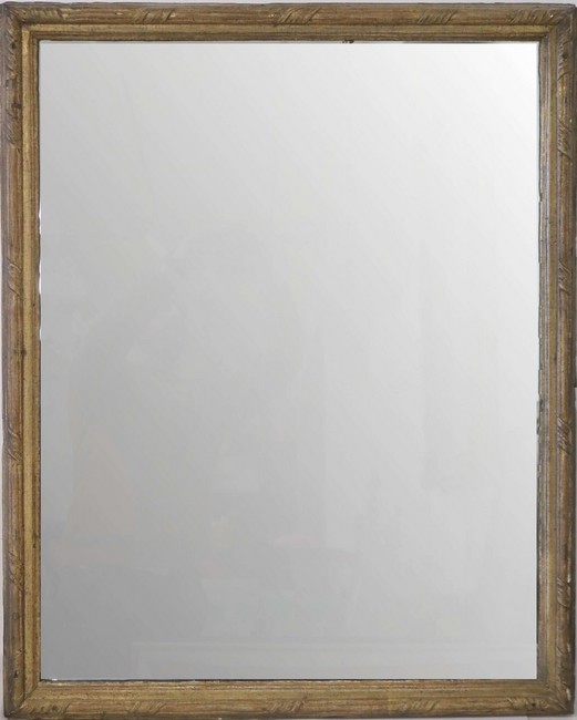 MIROIR rectangulaire dans un cadre en bois...
