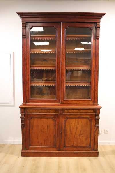 BIBLIOTHEQUE deux corps en acajou et placage...