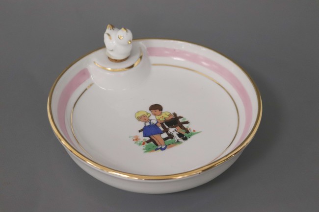 ASSIETTE A BOUILLIE en porcelaine de Limoges...