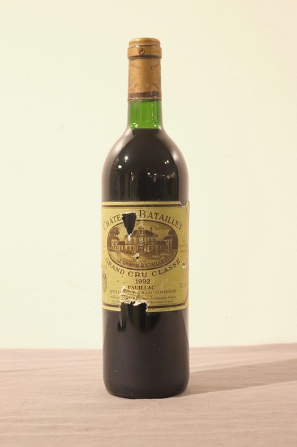 1 Blle CH. BATAILLEY Pauillac GCC 1992