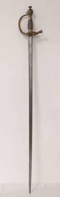 EPEE D'OFFICIER D'INFANTERIE à garde en bronze...