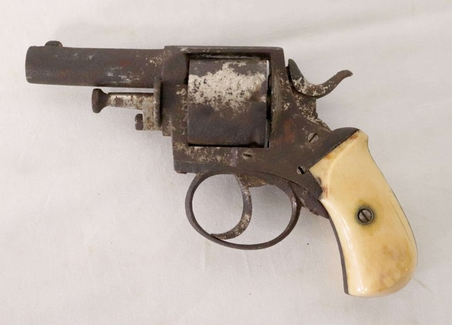 REVOLVER type « Bulldog »