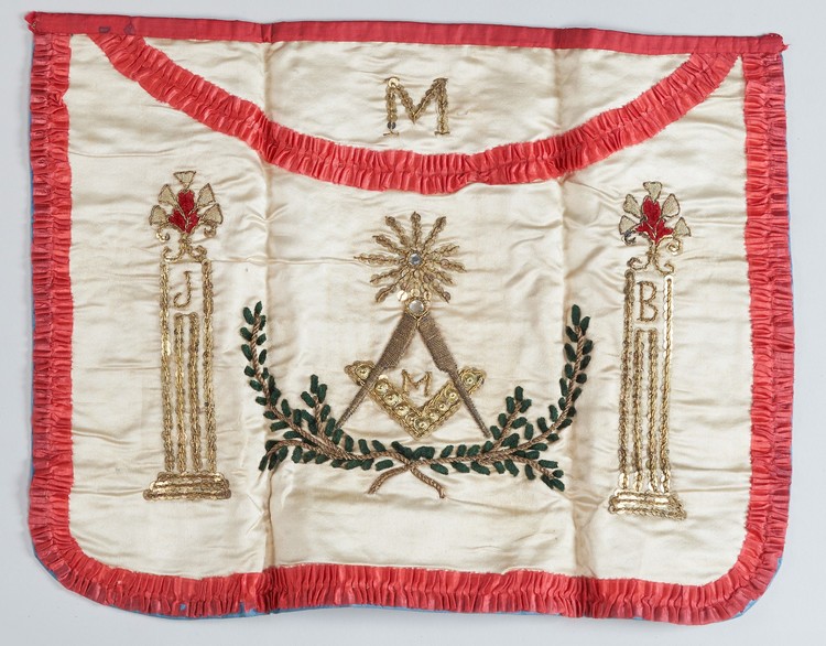 TABLIER MACONNIQUE de Maître du Grand Orient...