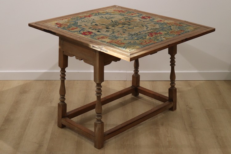 TABLE DE CHANGEUR rectangulaire à plateaux...