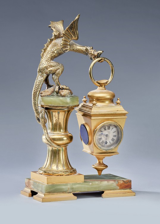 ORIGINALE PENDULE inscrite dans une lanterne...