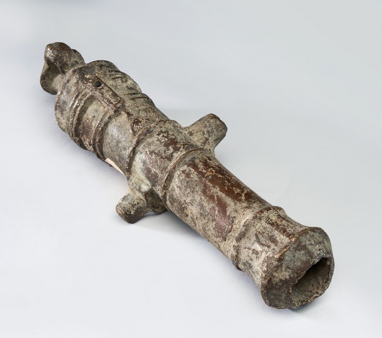 PETIT CANON DE MARINE dit PIERRIER en bronze....
