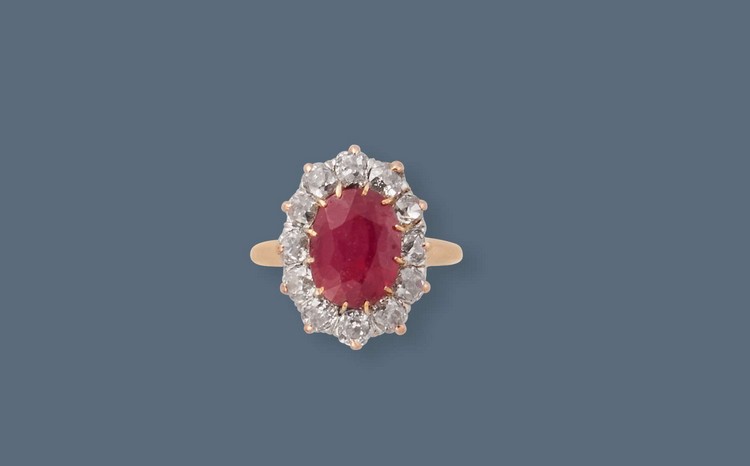 BAGUE marguerite en or jaune (750) ornée...