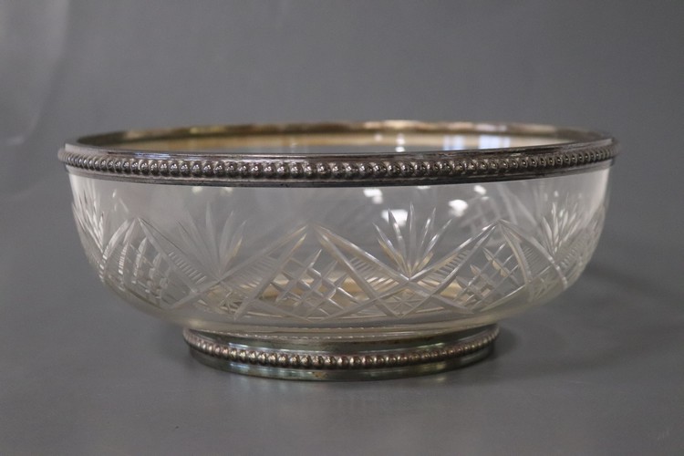 SALADIER en verre taille et monture argent...