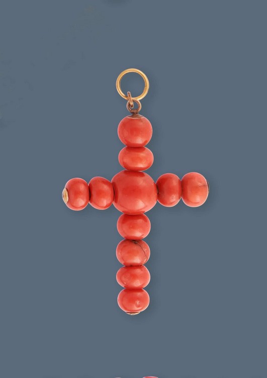 CROIX en billes de corail rouge et métal...