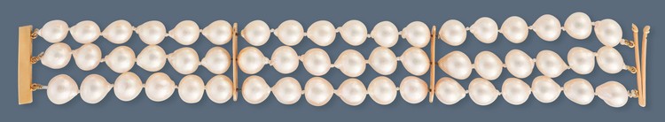 BRACELET TROIS RANGS en perles de culture...