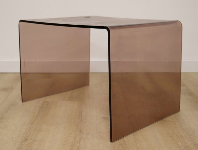 TABLE basse de chevet en plexiglas teint...