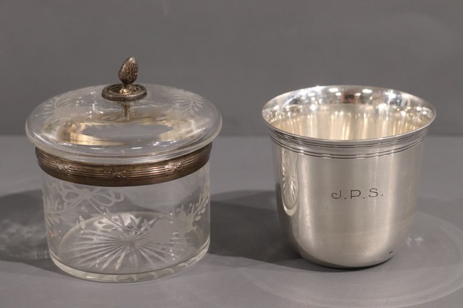 TIMBALE GOBELET en argent uni chiffré JP...