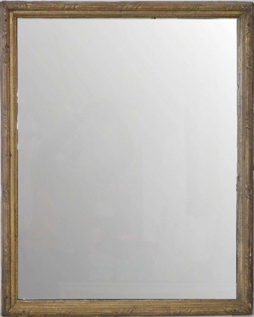 MIROIR rectangulaire dans un cadre en bois...