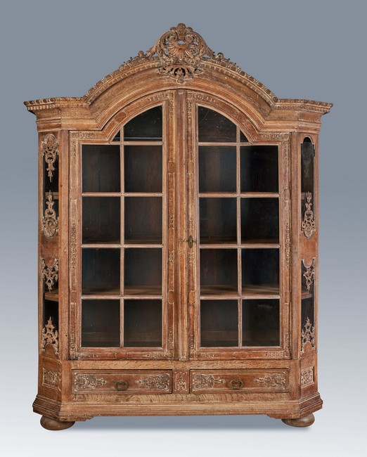 ARMOIRE BIBLIOTHEQUE en chêne mouluré et...