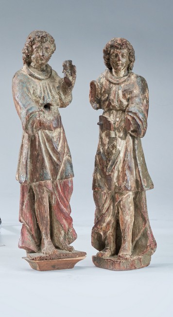 PAIRE D'ANGELOTS ADORANTS en bois sculpté...