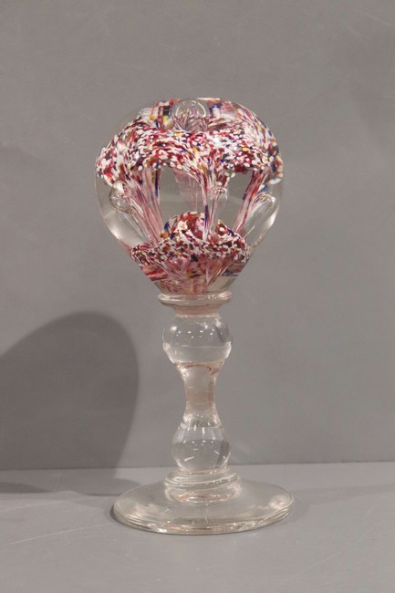 PORTE PERRUQUE en verre soufflé et sulfure...