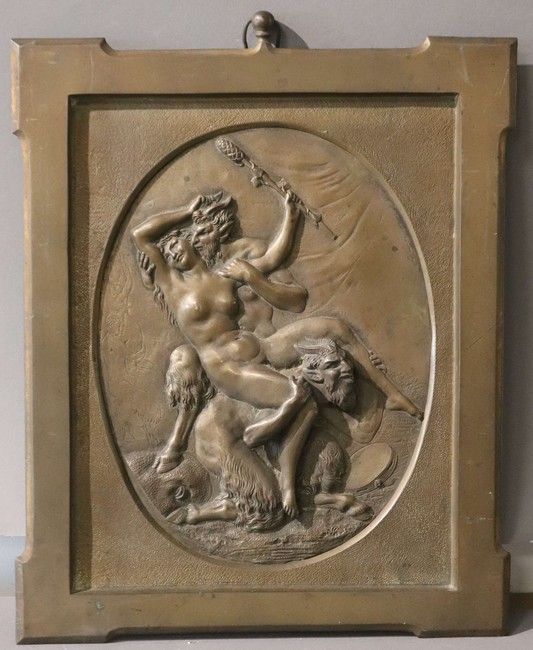 PLAQUE rectangulaire en bronze à décor dans...