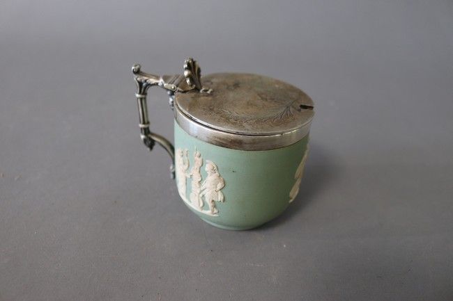 WEDGWOOD, XIXe siècle