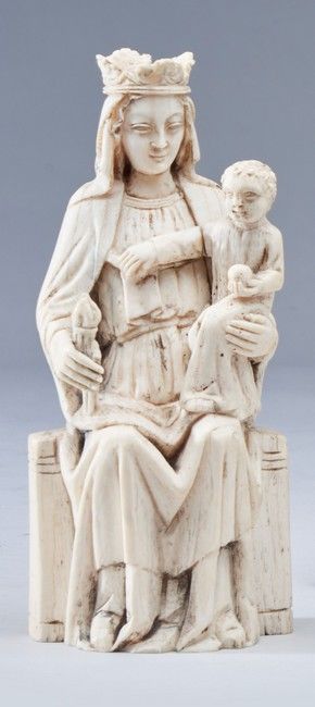 VIERGE A L'ENFANT en majesté en ivoire sculpté...