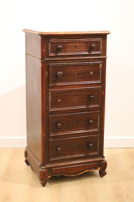 MEUBLE D'ENTRE DEUX en bois mouluré sculpté,...