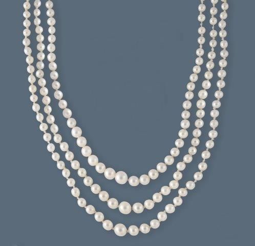 COLLIER trois rangs de perles de culture...