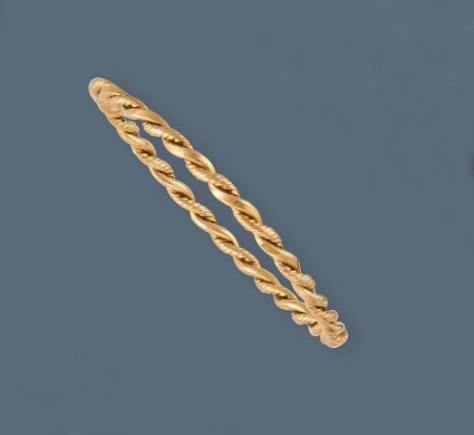 BRACELET double jonc torsadé en or jaune...