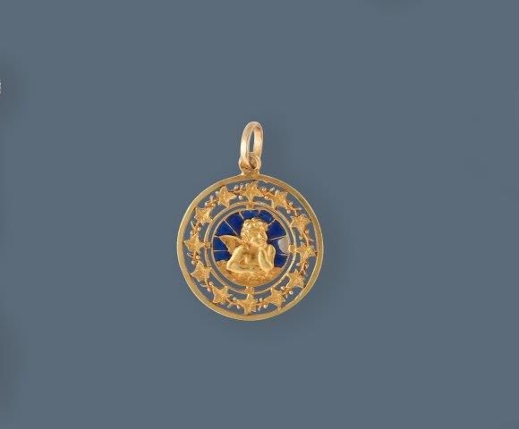 MEDAILLE en or jaune (750) ajourée et émaillée...