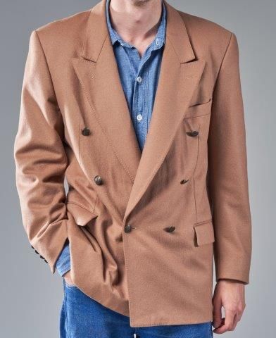 Yves SAINT LAURENT