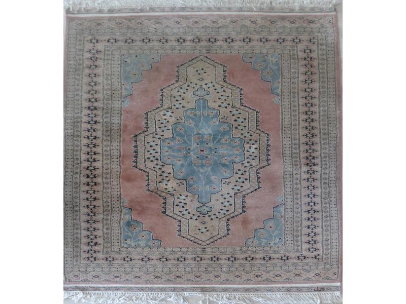 PAKISTAN : TAPIS laine fait main bleu à losange...