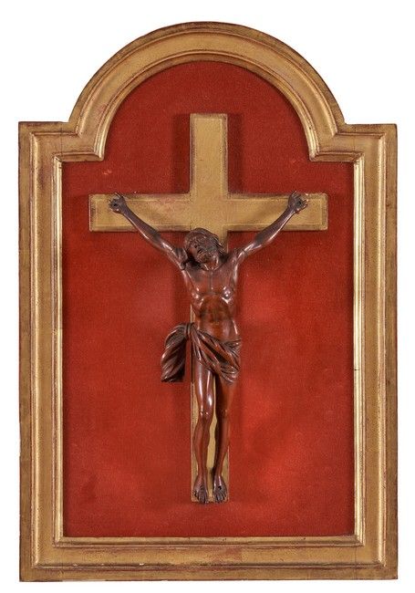 CHRIST en buis sculpté, la tête tournée vers...