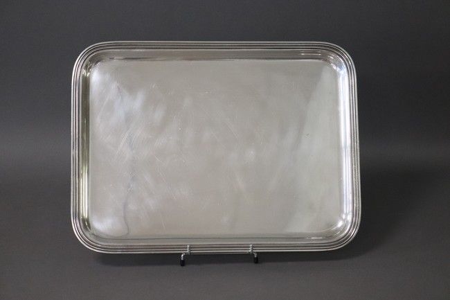 PLATEAU rectangulaire en métal argenté à...