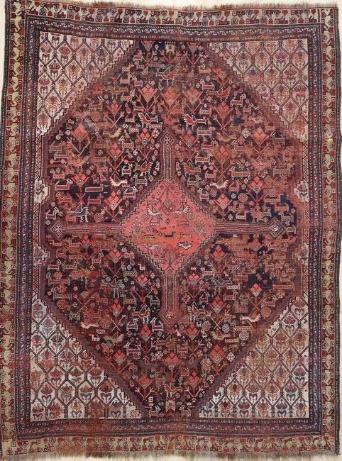TAPIS KASGHAÏ en laine à médaillon central...
